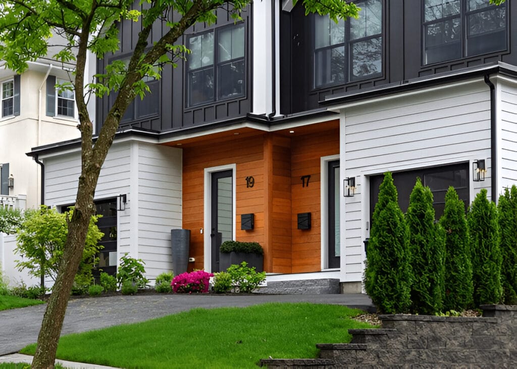 warm-white-house-exterior-black-windows-1024x730 Exterior House Colors 2025: The Top Trends