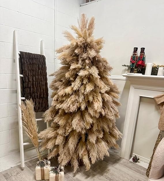 Pampas-Grass-Decor-Tall WOW! 5 DIY Boho Christmas Decor Projects for a Dreamy Tree